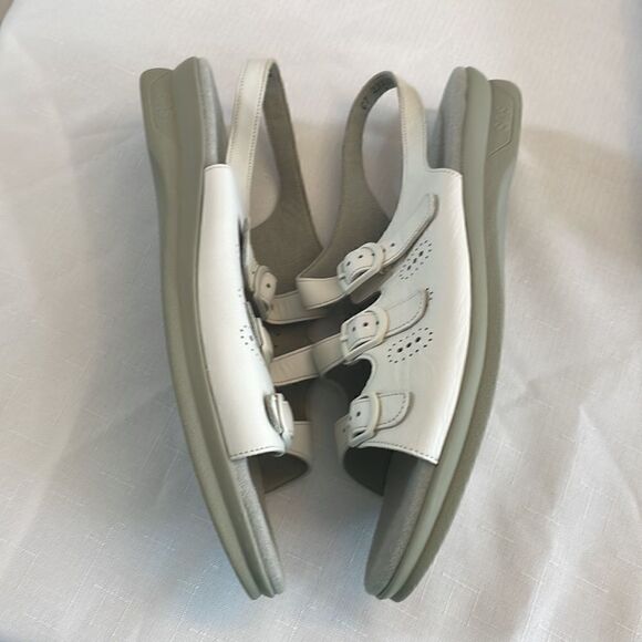 SAS WHITE LEATHER SANDALS. TRIPAD COMFORT. NEW. - Picture 2 of 9